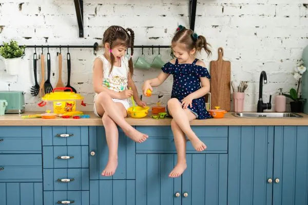 Biztonságos gyerekruhák a Dressy Kidz-ben