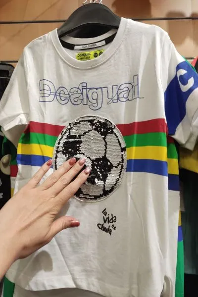 Interaktív gyerekruhák a Dressy Kidz-ben